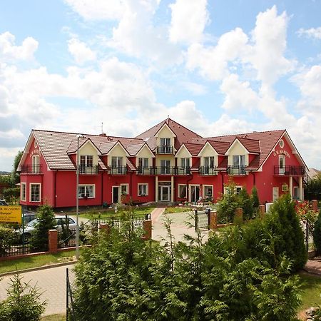 Osrodek Wczasowy Marysia Hotel Niechorze Eksteriør billede